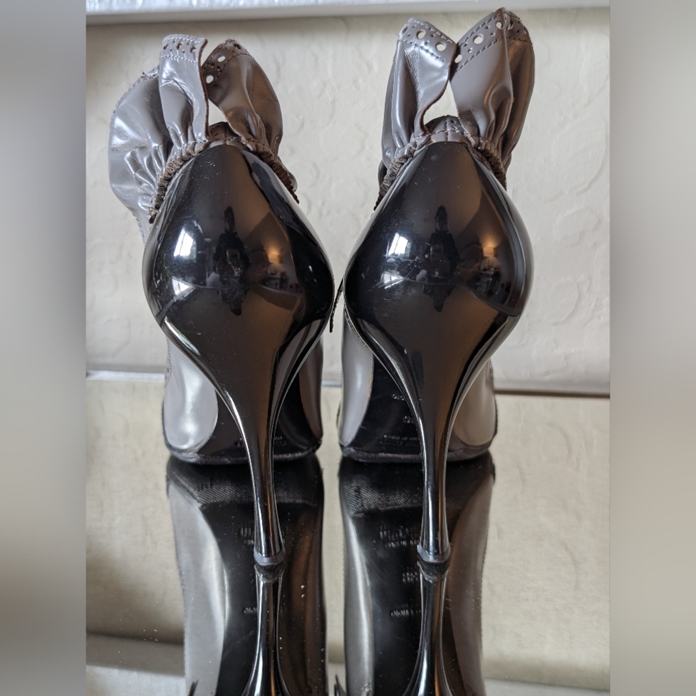 Miu Miu Grey/Black Patent Leather Brogue Platform Pumps - Picture 15 of 16